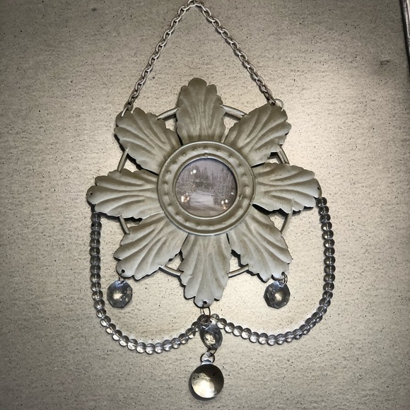 unbranded Other - SHABBY CHIC cream frame-flower/chandelier